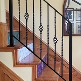 picket staircase railing