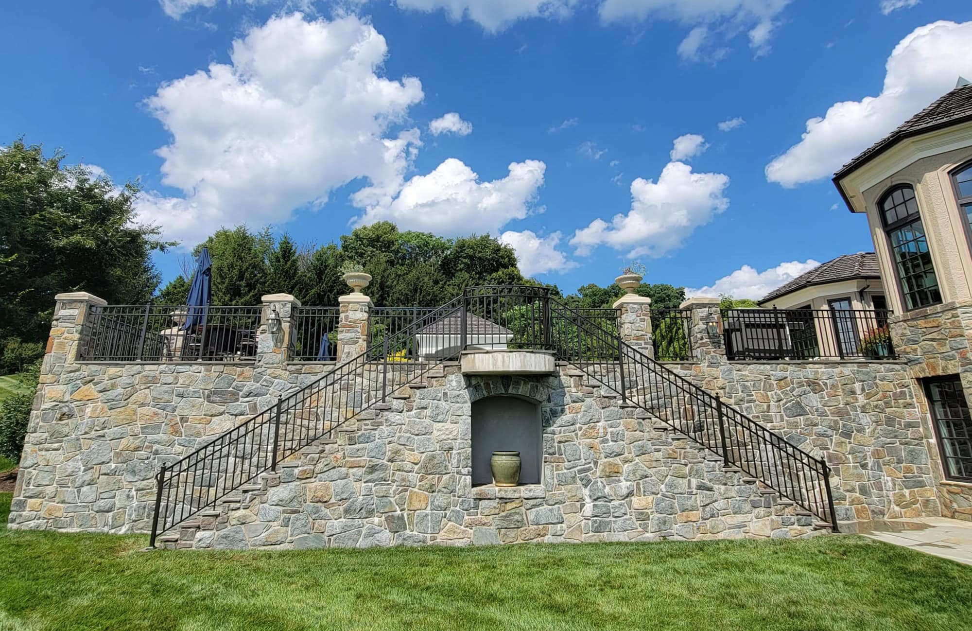 Powder coated aluminum double channel railing for stone steps